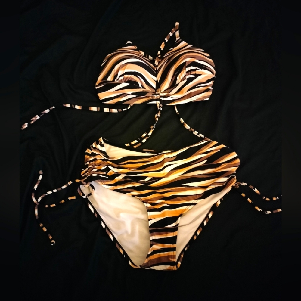 Salt & Cove Bikini Medium D/DD Brown Black Beige Tiger Stripes EUC